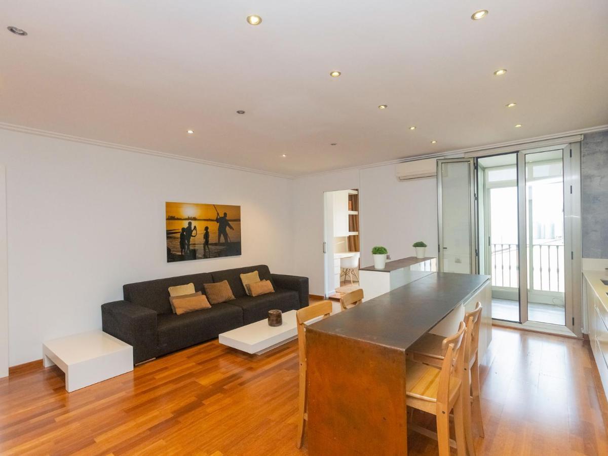 Apartment Centro- Passeig De Gracia - Casa Batllo By Interhome บาร์เซโลนา ภายนอก รูปภาพ